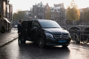 Amsterdam to Rotterdam taxi transfer